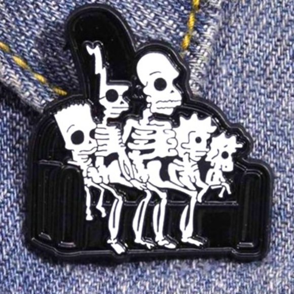 The Simpsons Pin Skeleton X Ray Enamel Tv Cartoon Black Metal Brooch Funny NEW - Picture 2 of 5